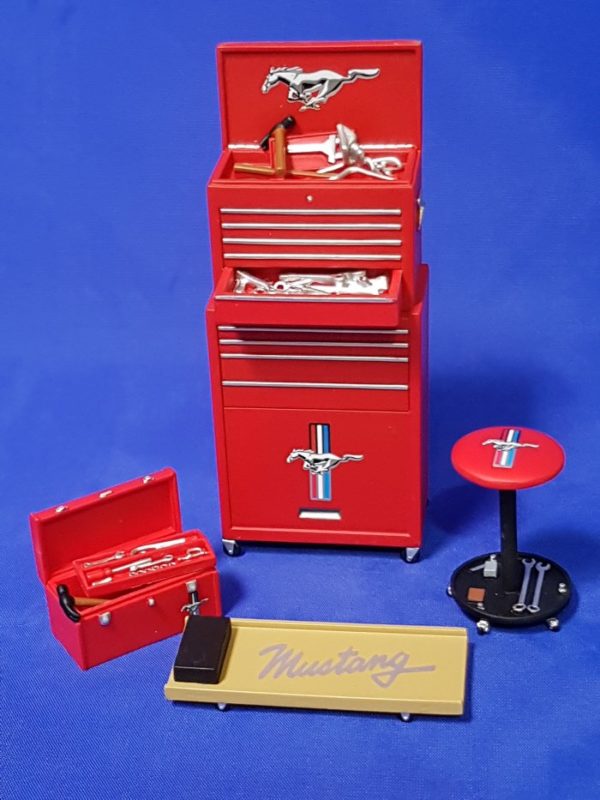 MM585 - Genuine Ford Mustang Red 1:18th 4 Piece Shop Tool Set