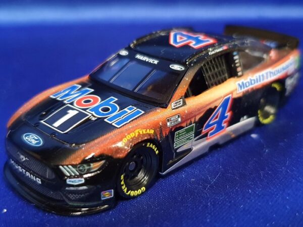 2021 Kevin Harvick #4 Mobil1Thousand Summer Road Trip1:64th Ford Mustang