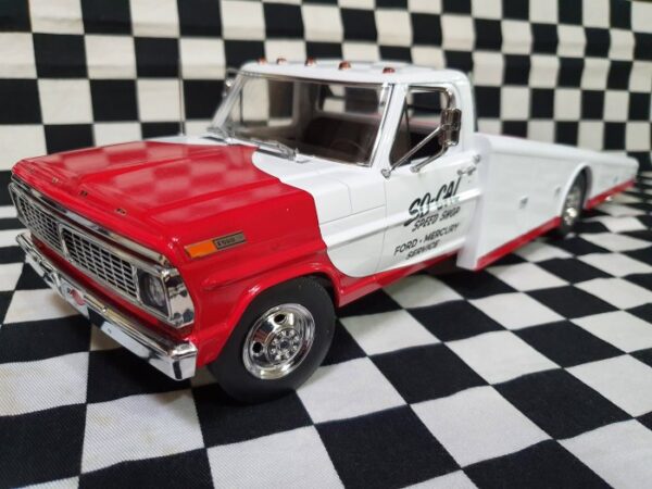 1970 So-Cal Speed Shop Ford F-350 1:18th Ramp Truck